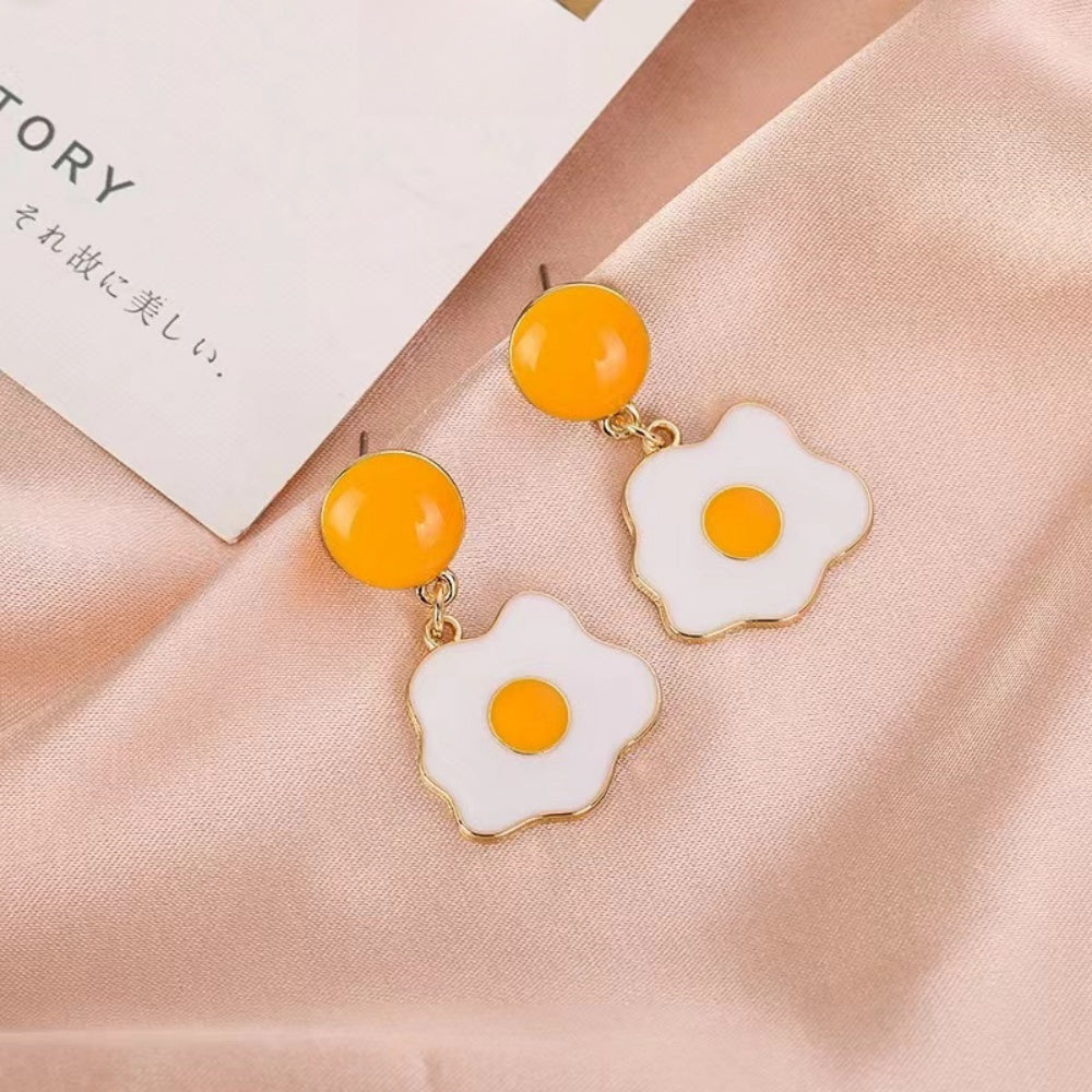 Poached egg earring