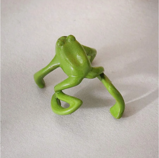 frog earring（one pair）