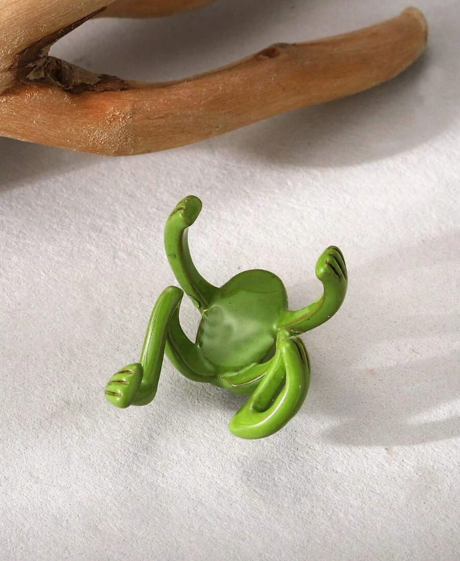 frog earring（one pair）